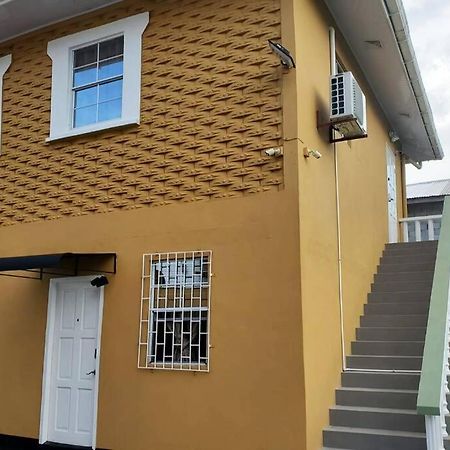 Upstairs 2 Bedroom Avalon Regia Apartment Georgetown Exterior foto